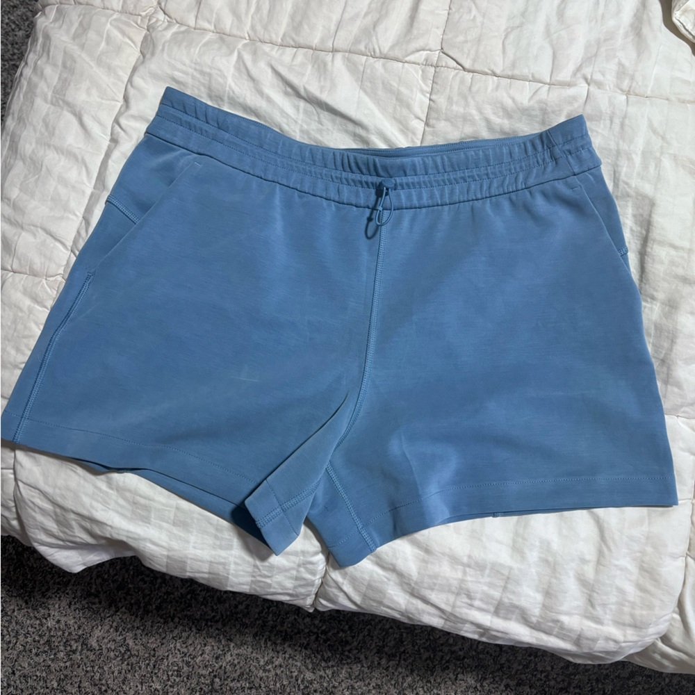 Lululemon softstreme shorts